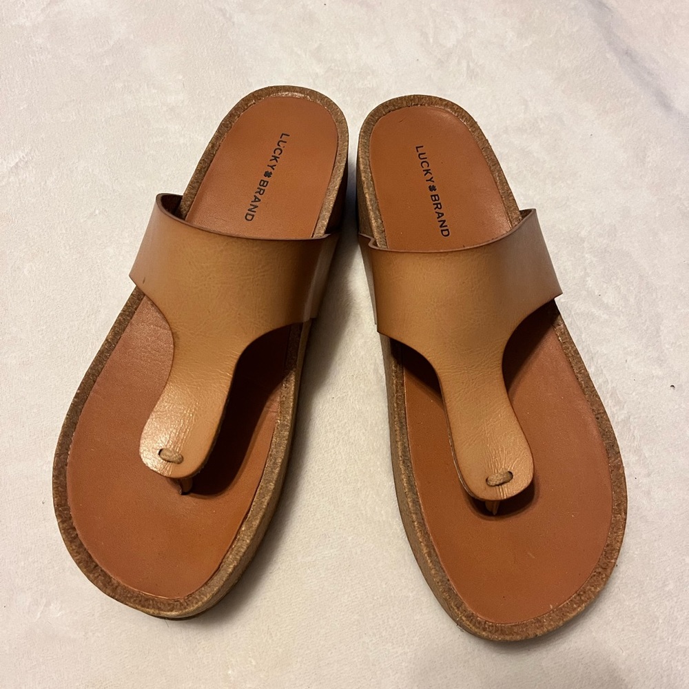 Lucky Brand Thong Sandles